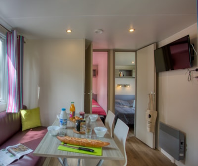 Mobile home Standard 31m² (2 bedrooms) - sheltered terrace + TV