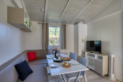 Mobile home Confort 30m² (2 bedrooms) - sheltered terrace 13m² + TV + Air Conditioning