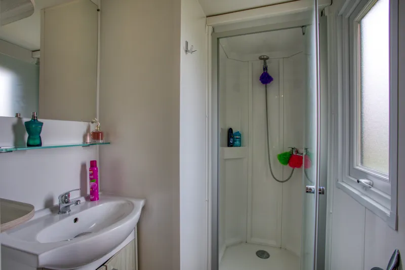 Mobil-Home Premium 36M² (3 Chambres) - Climatisation + Lave-Vaiselle + Tv