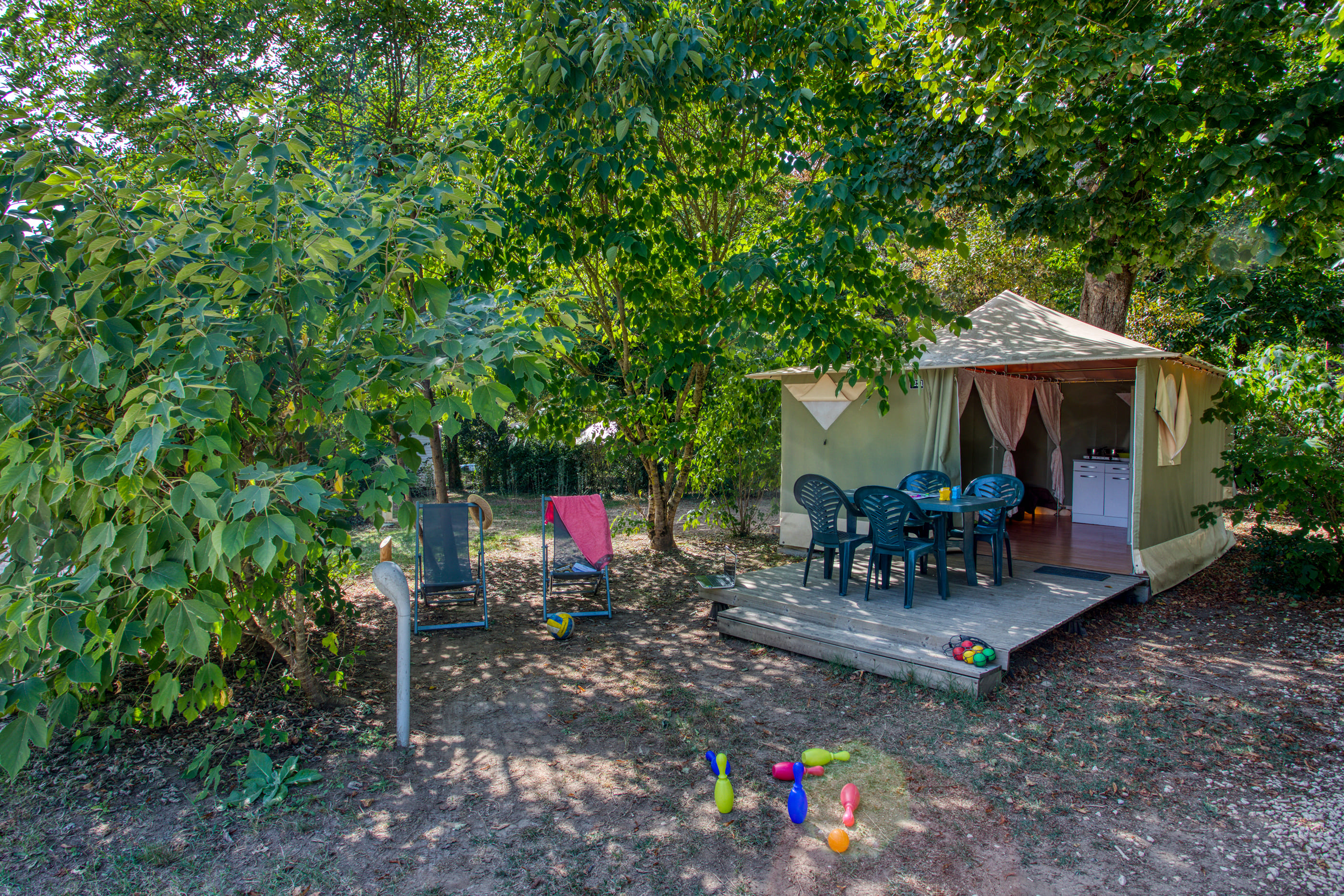 Accommodation - Tente Bungalow Standard  16M² (2 Bedrooms) - Without Toilet Blocks - Flower Camping La Sagne