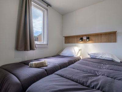 NEW//HomeFlower Premium 35m² - 3 bedrooms + Semi-covered terrace + Dishwasher + TV + A/C -