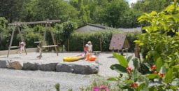 Camping Le Coin Charmant - image n°3 - Roulottes