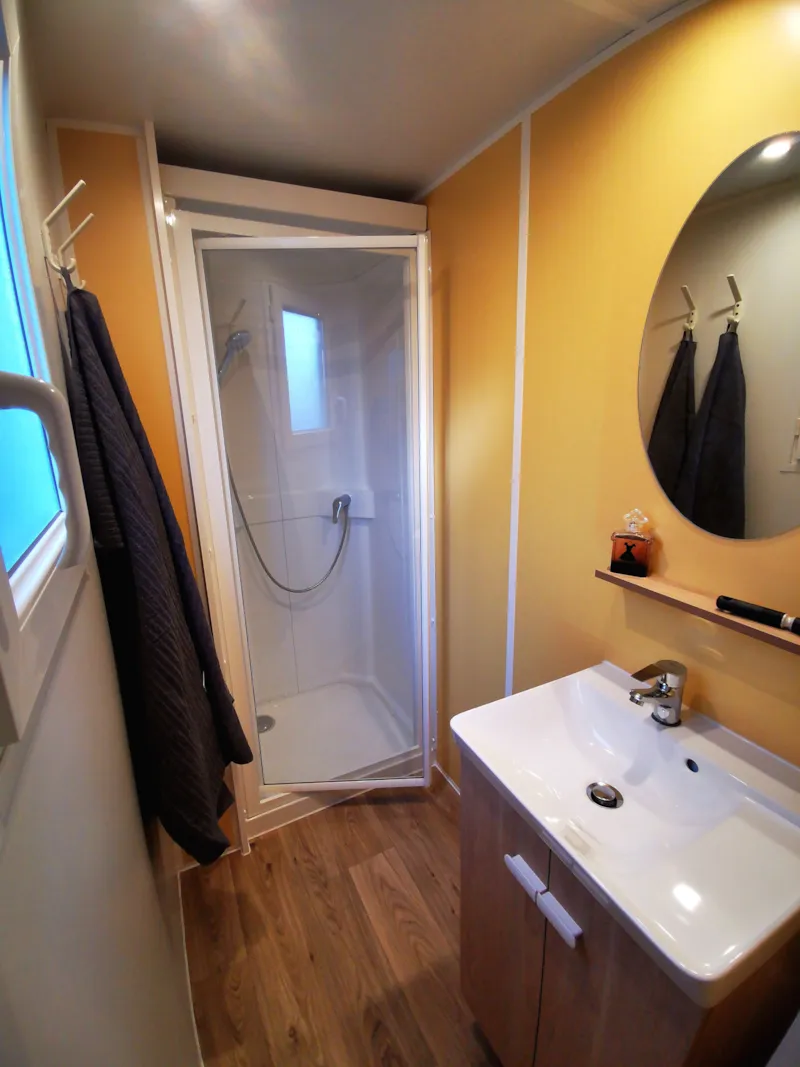 Mobil-Home Famille Plus  - 23M² - 2 Chambres + Banquette Convertible 2 Places