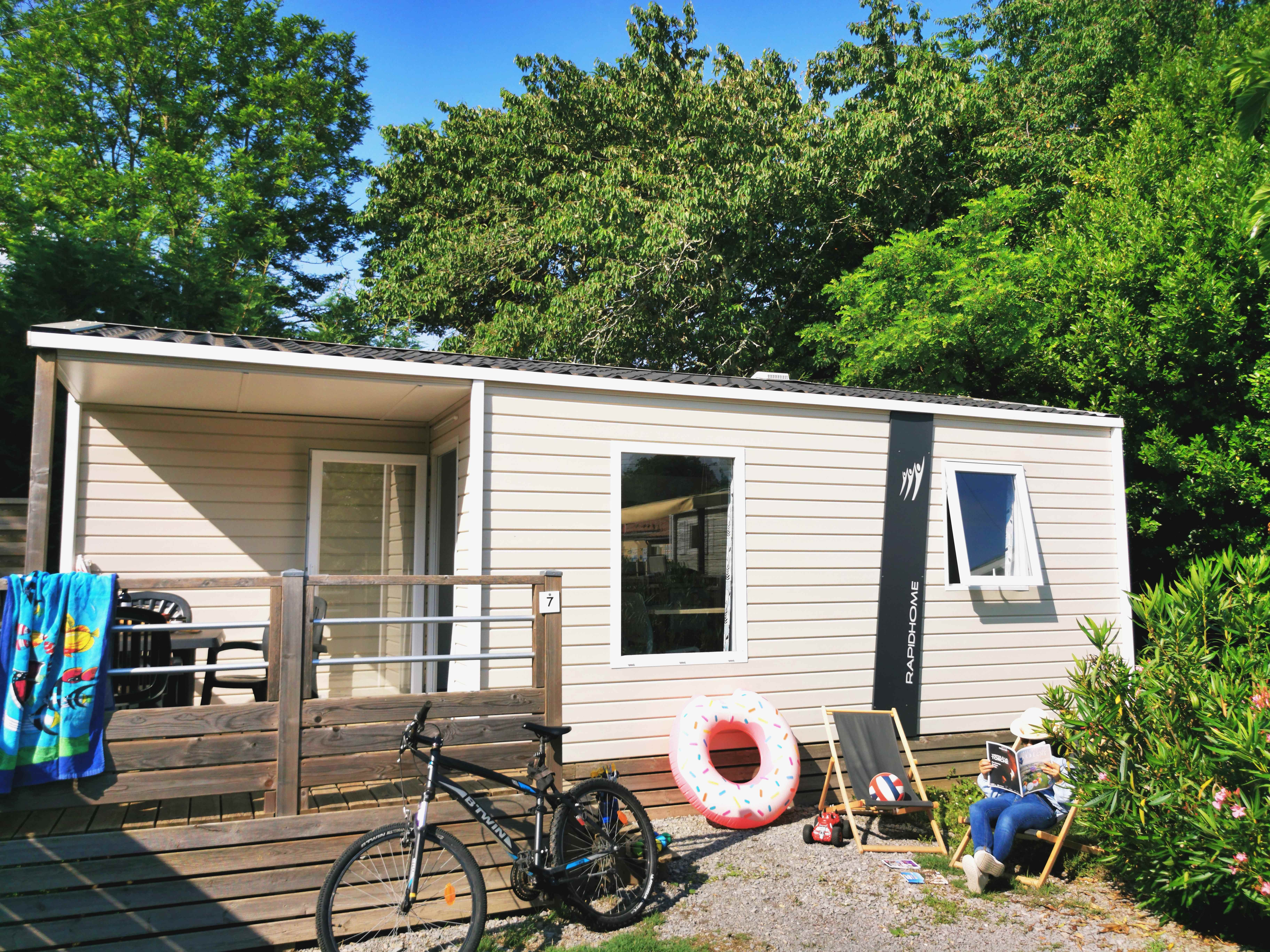 Location - Mobil-Home Famille - 26M² - 2 Chambres - Climatisation - Camping Le Coin Charmant