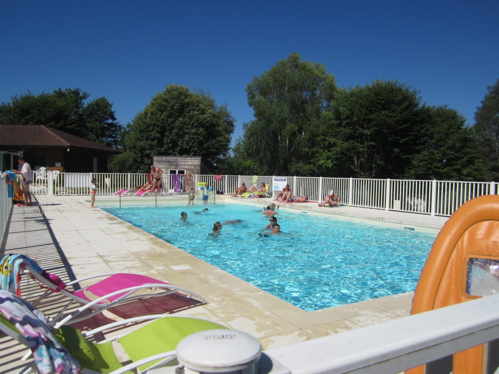 Camping Seasonova Lac de Bournazel — Photo 1