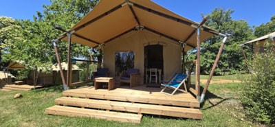 SLOW LODGE - 2 bedrooms, no bathroom