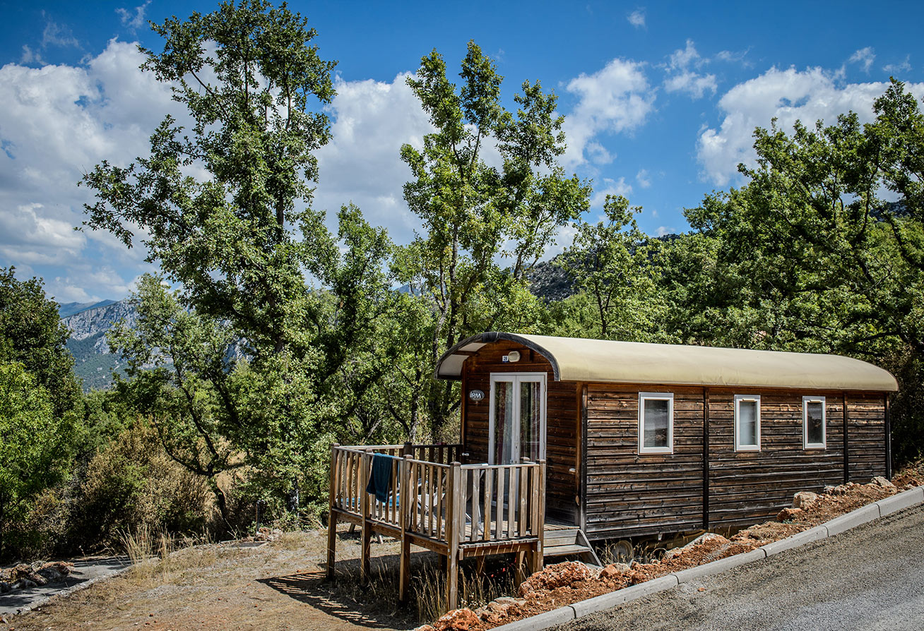 Accommodation - Gipsycar - 20,40M² - 2 Bedrooms (2 Adults + 2 Children) - Campasun Camping de l’Aigle