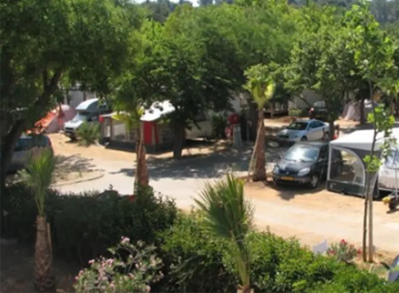 Emplacement Grand Confort  Électricité 10A  & Eau