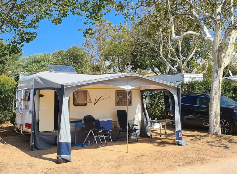 Emplacement Grand Confort  Électricité 10A  & Eau