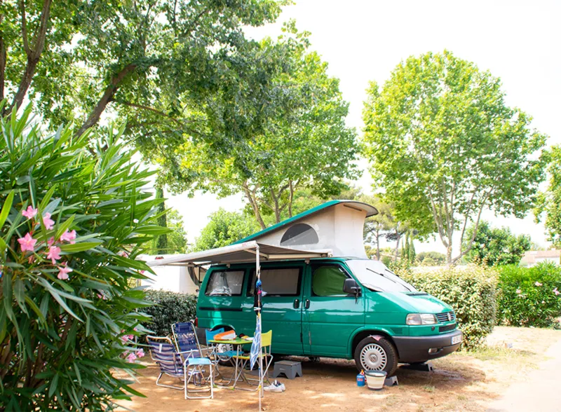 Emplacement Grand Confort  Électricité 10A  & Eau