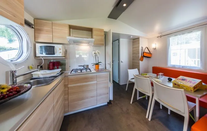 Mobilhome  Bien-Etre, 3 Ch, 29,7M²,6 Pers., Terrasse Couverte, Climatisation.