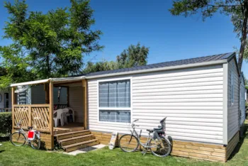 Mietunterkunft - Mobilheim Loggia Für 2/4 Personen, 27,5 M², Überdachte Terrasse, Klimaanlage - Camping Au Pigeonnier