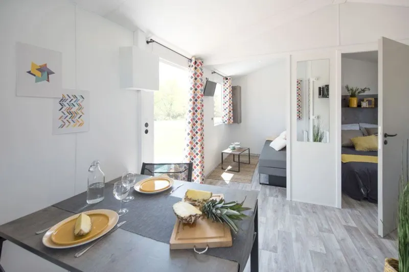 Mobilhome  Duo: 1 Chambre, 18M², Terrasse Bois Couverte,  Climatisation.