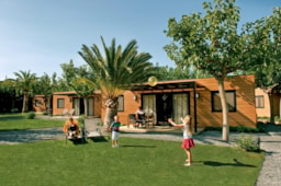 Location - Deluxe Royal Palm Villas - Playa Montroig Camping Resort