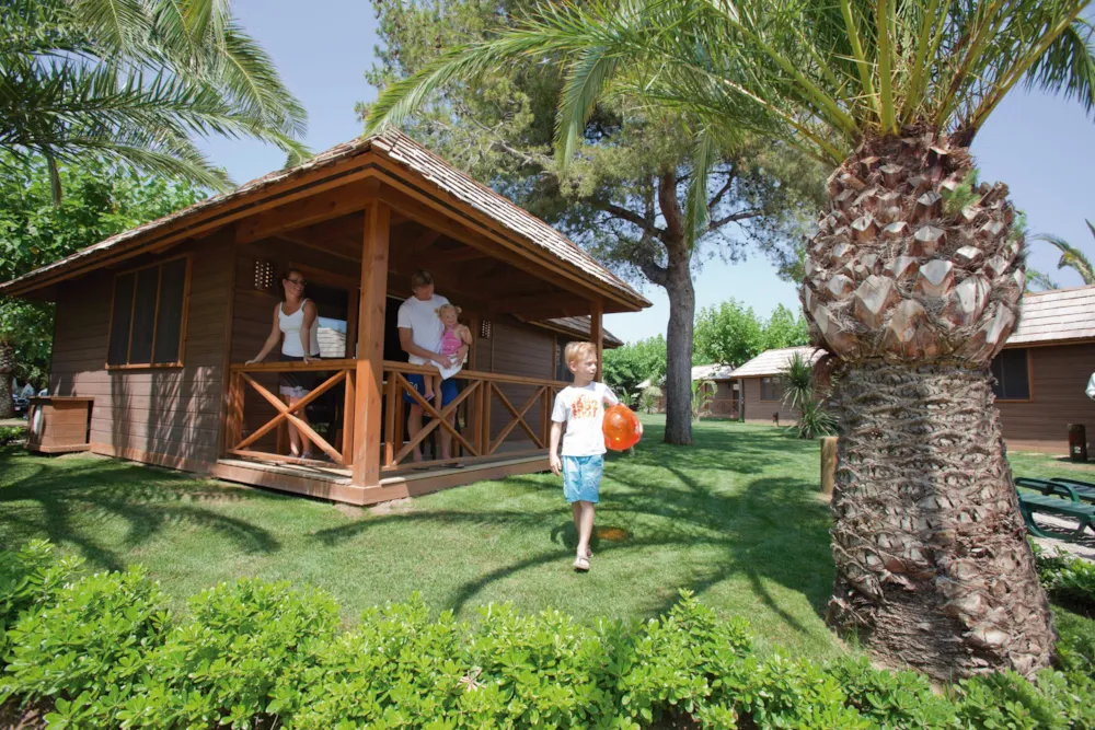 Location - Deluxe Palm Tree Villas - Playa Montroig Camping Resort