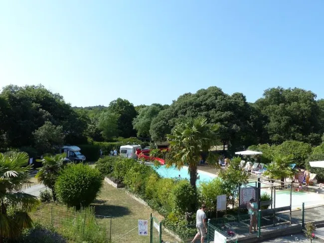 Flower Camping Le Martinet Rouge - image n°1 - Camping Direct