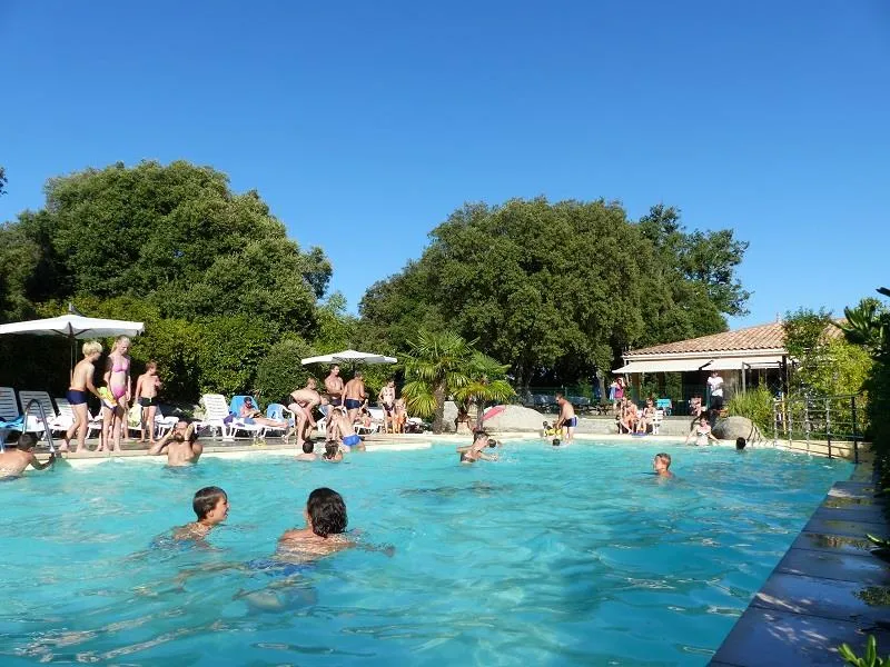 Flower Camping Le Martinet Rouge