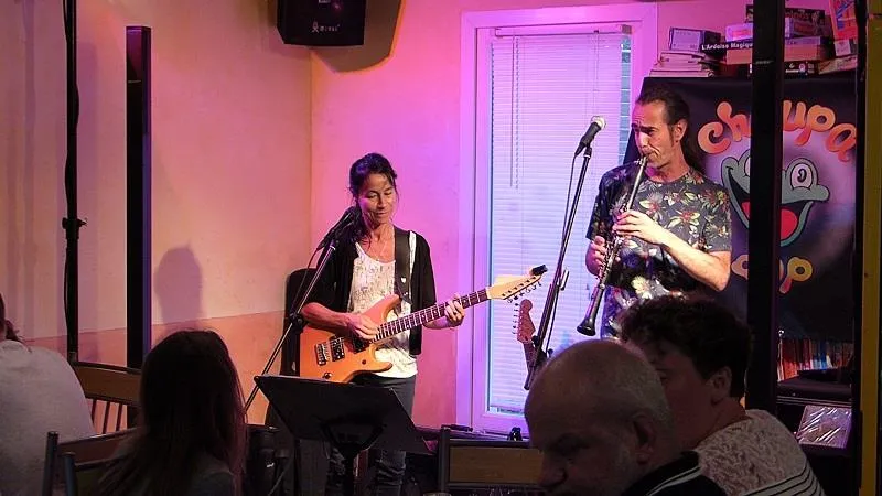 Flower Camping Le Martinet Rouge