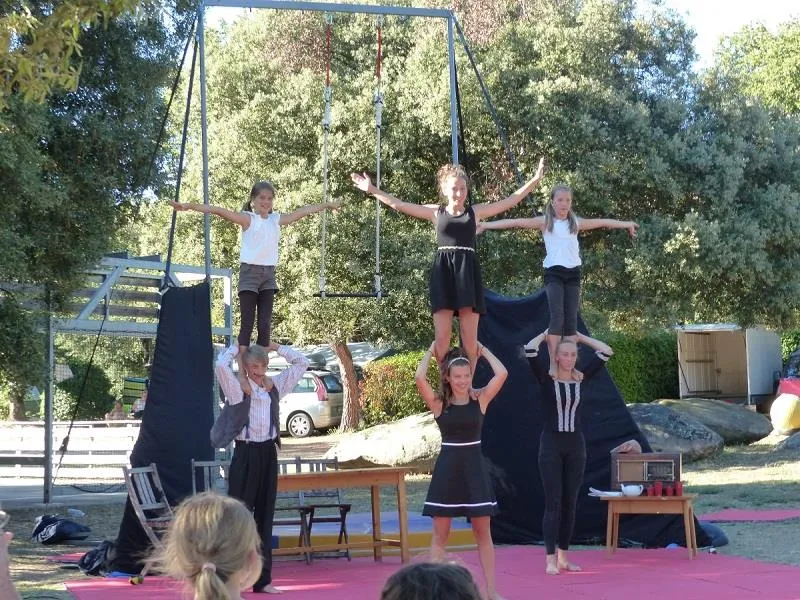 Flower Camping Le Martinet Rouge