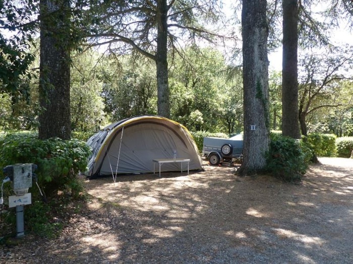 Forfait Nature (Sans Électricité): Emplacement, Tente Ou Caravane Ou Camping-Car, 1 Véhicule