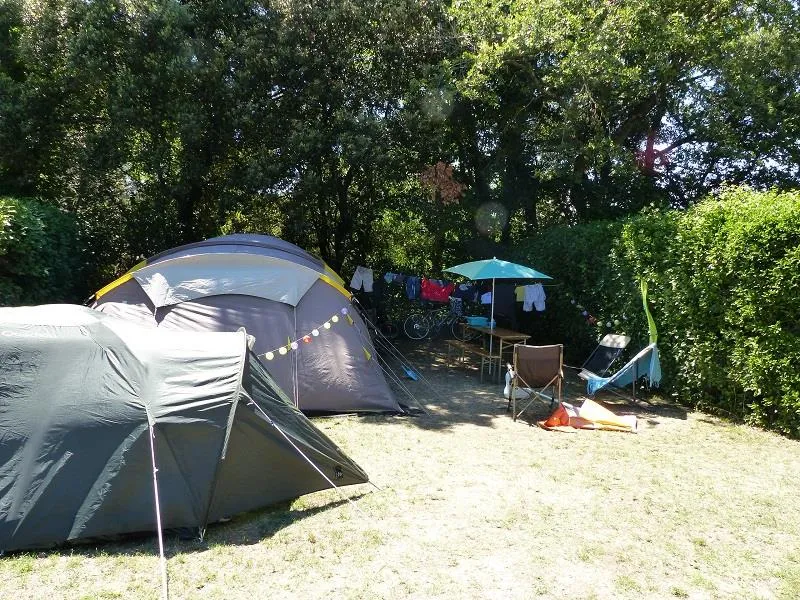 Forfait Nature (Sans Électricité): Emplacement, Tente Ou Caravane Ou Camping-Car, 1 Véhicule