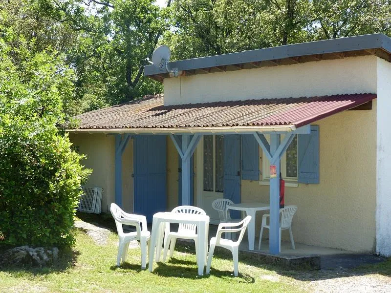 Maisonnette Confort 35M² 2 Chambres - Terrasse - Tv