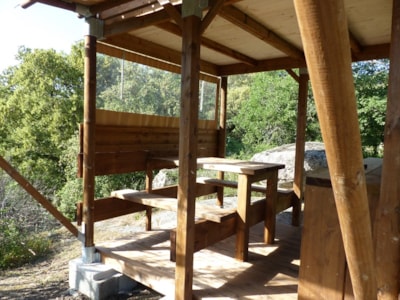 Tente Bivouac Small Standard on piles 1 bedroom (without toilet blocks)
