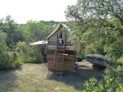 Tente Bivouac Small Standard on piles 1 bedroom (without toilet blocks)