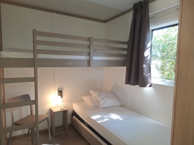 NEW // Premium Chalet -28m2 - 2 bedrooms - covered terrace - TV - Air conditioning