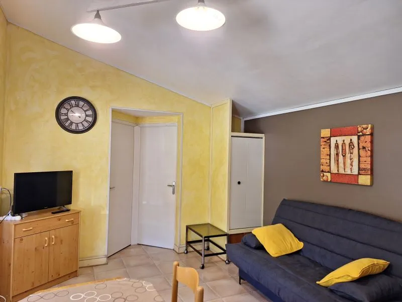 Maisonnette Confort 35M² 2 Chambres - Terrasse - Tv