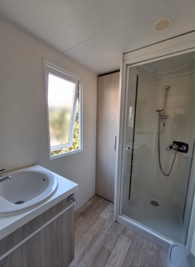 Mobile-home Confort Louisiane 26m² 2 bedrooms - Half-covered terrace + air-conditioning
