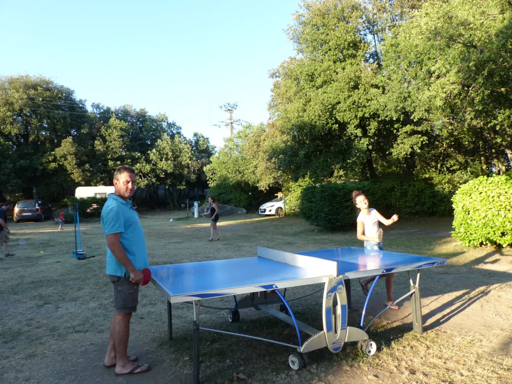 Flower Camping Le Martinet Rouge