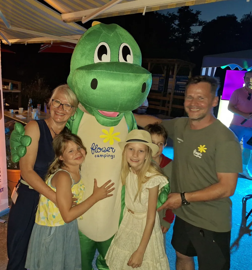 Flower Camping Le Martinet Rouge