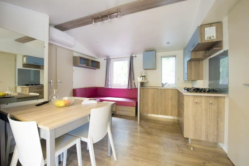 C- Mobil-Home Caraïbes Climatisé - 2 Chambres