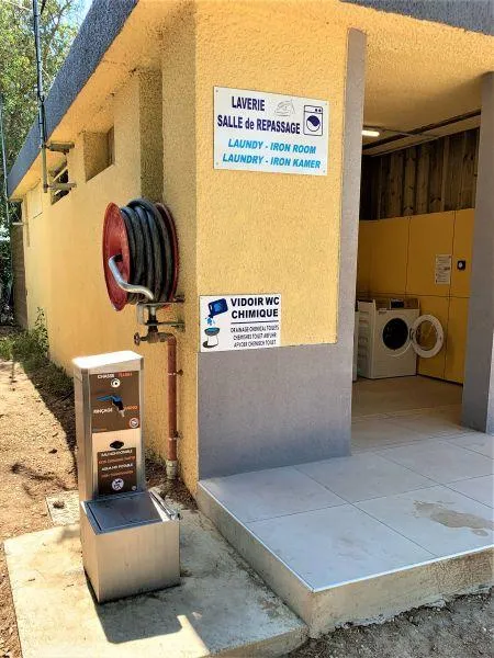 Emplacement En Camping  Électricité