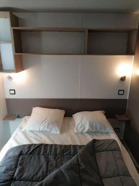 C- Mobil-Home Quatro - 4 Chambres