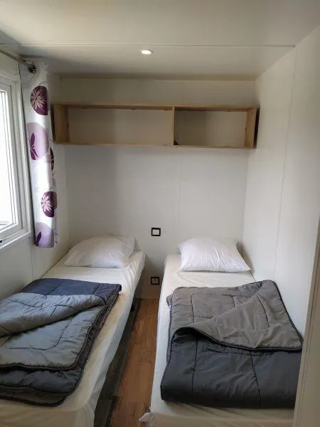 C- Mobil-Home Quatro - 4 Chambres