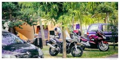 Pitch (car+tent/caravan) — 2