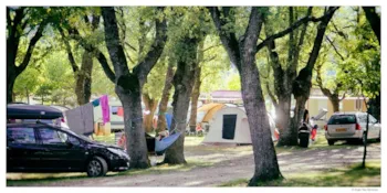 Emplacement - Emplacement (Auto+Tente/Caravane) - Camping Isábena