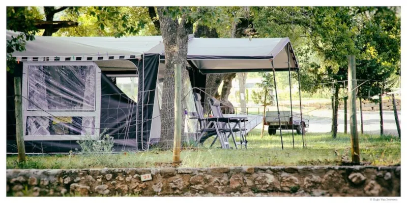 Emplacement (Auto+Tente/Caravane)