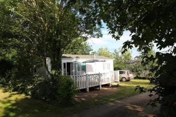Mietunterkunft - Mobilheim Confort Solux 39M² - Camping de Kernéjeune