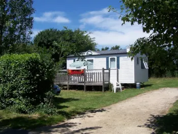 Mietunterkunft - Mobilheim Type 1 25M² Paar - 2 Zimmer - Camping de Kernéjeune