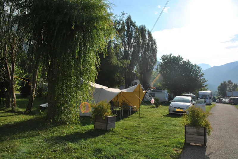 Emplacement Van, Caravane Ou Camping-Car