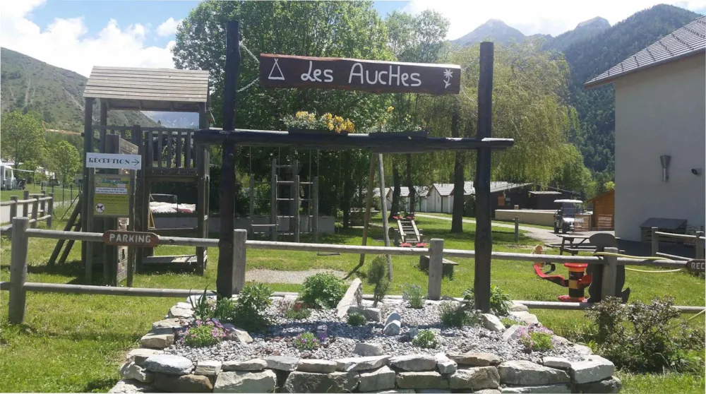 Camping Les Auches - image n°2 - UniversalBooking