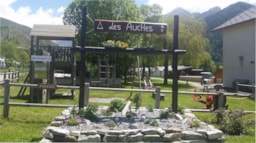 Camping Les Auches - image n°2 - Roulottes