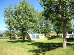 Parcela - Pitch 1 Car + 1 Tent - Camping Les Auches