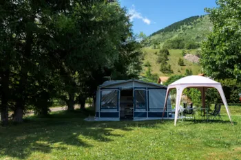 Kampeerplaats(en) - Standplaats , Caravan Of Camper - Camping Les Auches