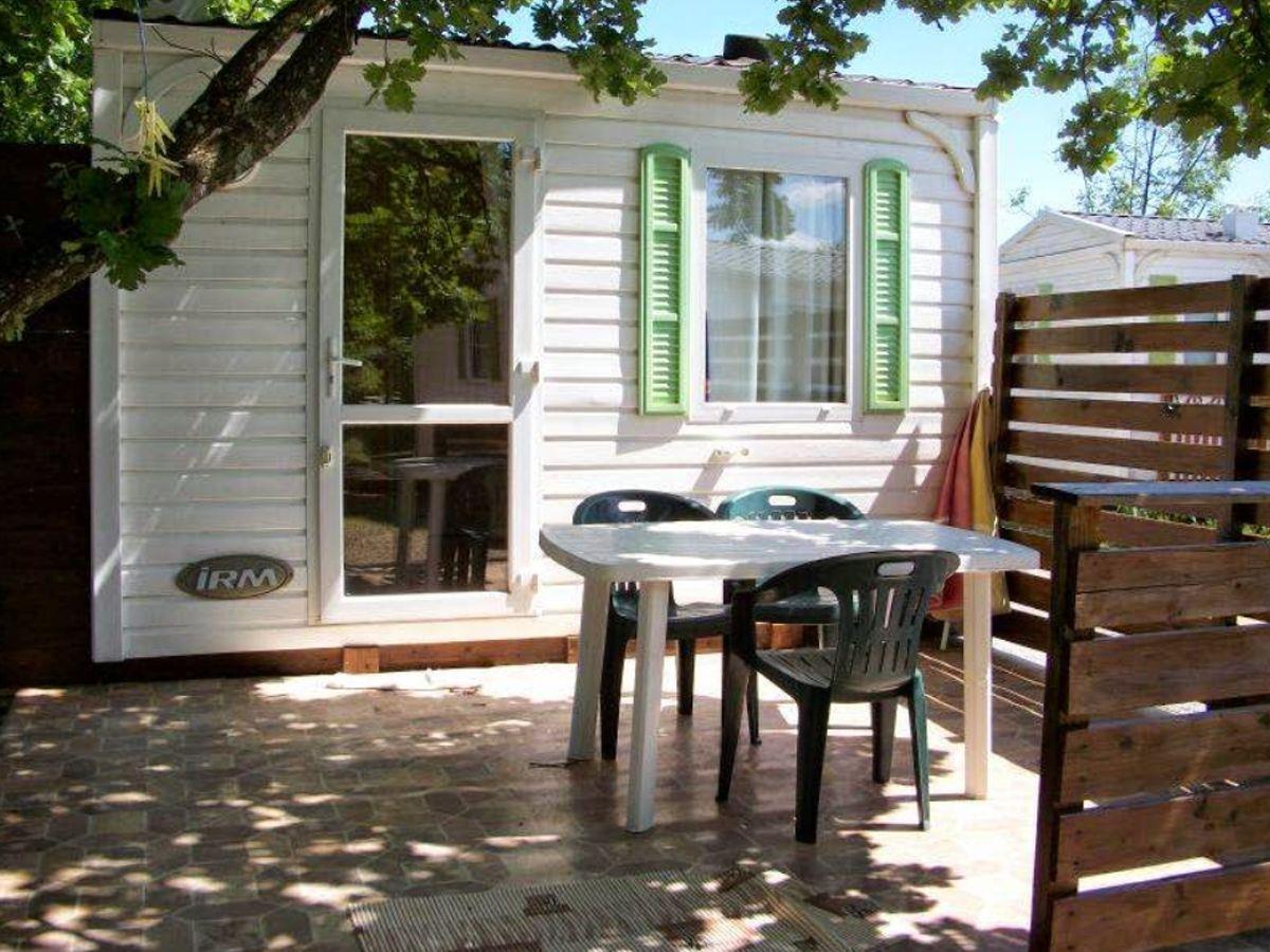 Location - Mobil Home N°36 - 1 Chambre Super Astria - Camping l'Oasis des Garrigues