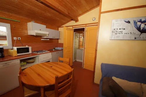 Mietunterkunft - Hütte Edelweiss 34M² - 2 Zimmer - image n°3 - Camping l'Oasis des Garrigues