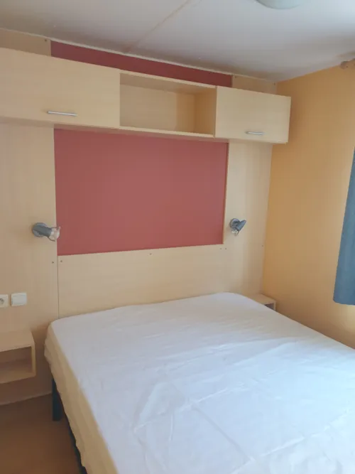 Location - Mobil-Home Propriétaire - 28M² - 2 Chambres (Année 2001-2006) - image n°3 - Camping l'Oasis des Garrigues